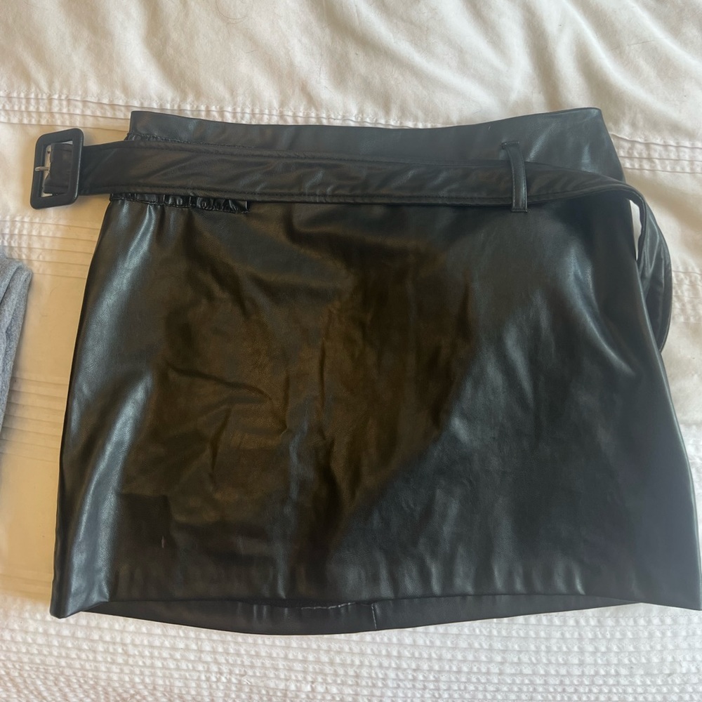 Leather skirt